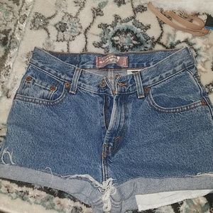 Levi's cut off shorts